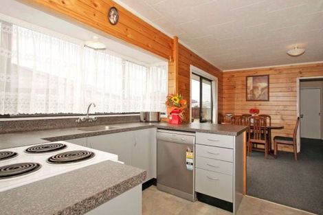 Photo of property in 14 Peppertree Glade, Kelvin Grove, Palmerston North, 4414