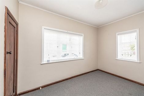 Photo of property in 63 Selwyn Crescent, College Estate, Whanganui, 4500