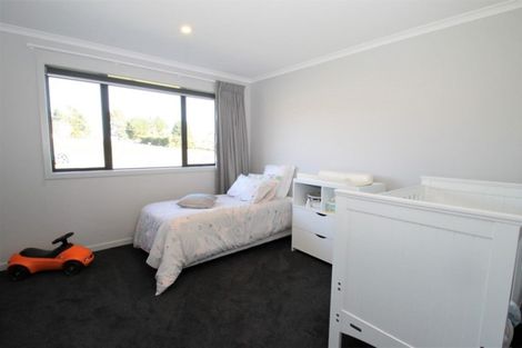 Photo of property in 19 George Street, Waihola, Milton, 9073