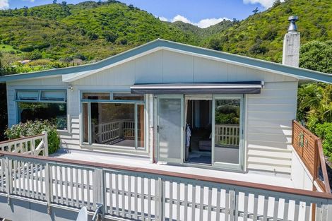Photo of property in 2 Tui Crescent, Waikanae, 5036