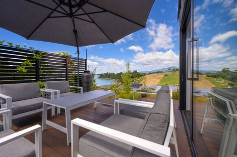 Photo of property in 10 Fairburn Place, Kaiteriteri, Motueka, 7197