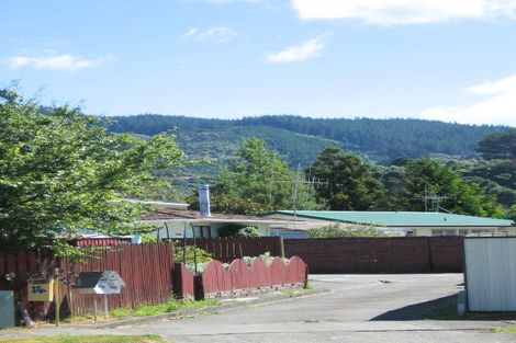 Photo of property in 12a Beryl Grove, Birchville, Upper Hutt, 5018