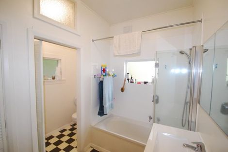 Photo of property in 26 Rhine Street, Island Bay, Wellington, 6023