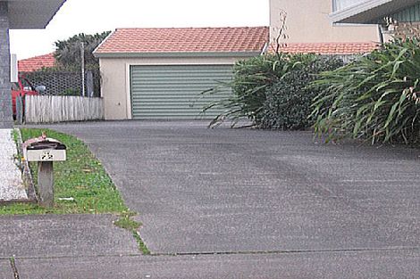 Photo of property in 1/72 Stonex Road, Papatoetoe, Auckland, 2025