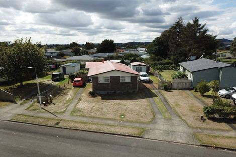 Photo of property in 2 Graham Place, Huntly, 3700