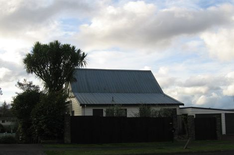 Photo of property in 104 Amanda Avenue, Dinsdale, Hamilton, 3204