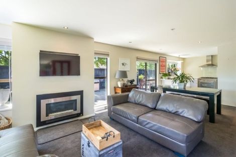 Photo of property in 94 Apsley Drive, Avonhead, Christchurch, 8042