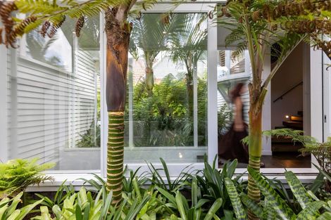 Photo of property in 24 Martin Avenue, Remuera, Auckland, 1050
