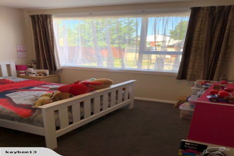 Photo of property in 20 Dunster Street, Burnside, Christchurch, 8053