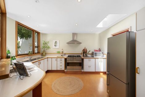 Photo of property in 2 Tutchen Avenue, Mount Victoria, Wellington, 6011