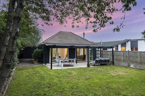 Photo of property in 12 Heathglen Avenue, Parklands, Christchurch, 8083