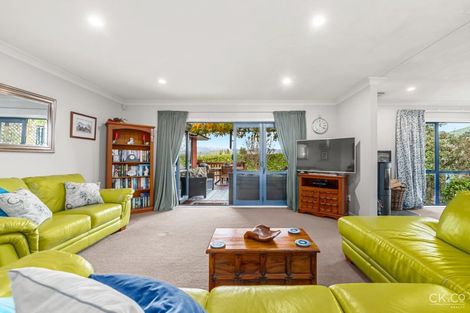Photo of property in 53 Riverstone Drive, Riverstone Terraces, Upper Hutt, 5018