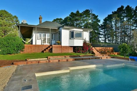 Photo of property in 245 Anderson Road, Helensville, 0875