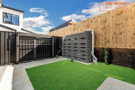 Photo of property in 25b Leaver Place, Weymouth, Auckland, 2103