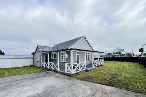 Photo of property in 1006 Tremaine Avenue, Roslyn, Palmerston North, 4414