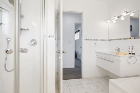 Photo of property in 12 Pohutukawa Drive, Athenree, Katikati, 3177