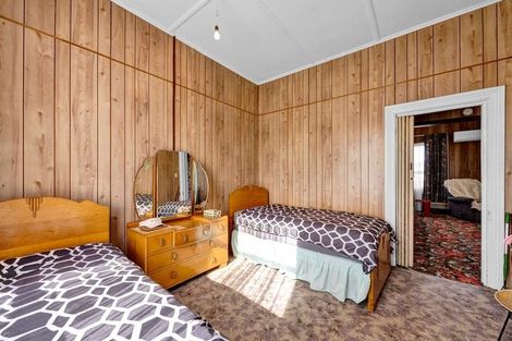 Photo of property in 9 Napier Street, Opunake, 4616