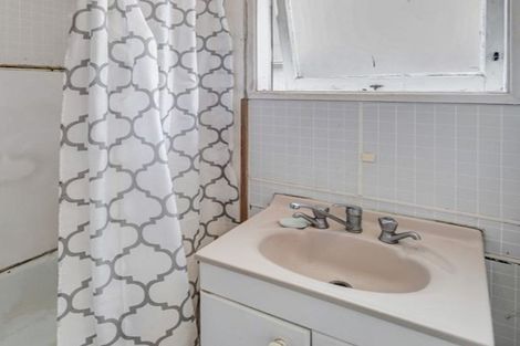 Photo of property in 37 Steven Street, Mangere East, Auckland, 2024