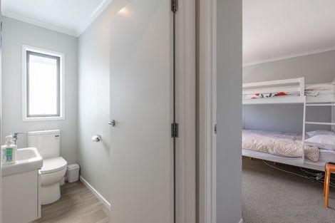 Photo of property in 112 Parekaawa Drive, Motuoapa, 3382