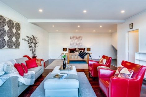 Photo of property in 29 Enfield Road, Hospital Hill, Napier, 4110