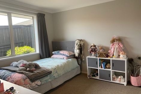 Photo of property in 2 Lakeside Terrace, Omokoroa, 3114