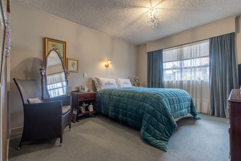 Photo of property in 6 Mount View Place, Waipukurau, 4200