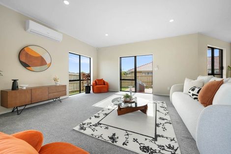 Photo of property in 172 Burswood Drive, Burswood, Auckland, 2013