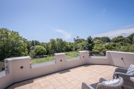 Photo of property in 31 Wood Leigh, Paraparaumu Beach, Paraparaumu, 5032