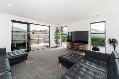 Photo of property in 61 Freedom Drive, Kelvin Grove, Palmerston North, 4414