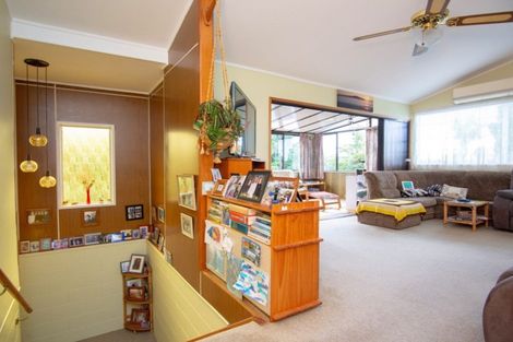Photo of property in 3 Denyer Place, New Lynn, Auckland, 0600