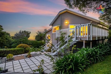 Photo of property in 13 Wilson Grove, Normandale, Lower Hutt, 5010