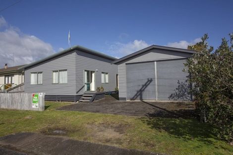 Photo of property in 103 Susan Street, Whangamata, 3620