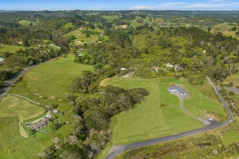 Photo of property in 11 Redvale Rise, Redvale, Auckland, 0794