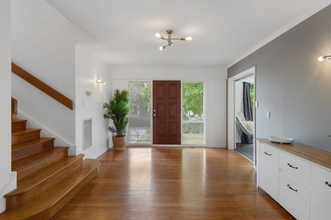 Photo of property in 279 Centaurus Road, Hillsborough, Christchurch, 8022