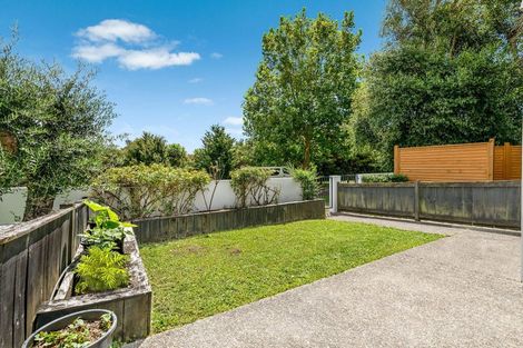 Photo of property in 2/27 Kellaway Drive, East Tamaki, Auckland, 2013