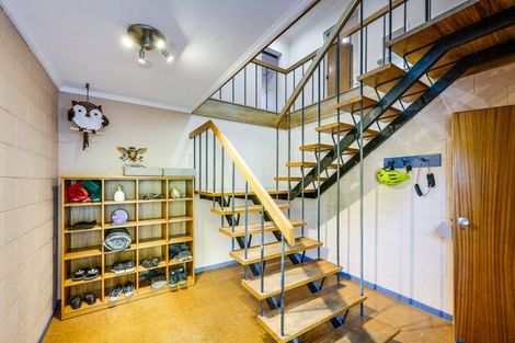 Photo of property in 14 Priestley Road, Bluff Hill, Napier, 4110