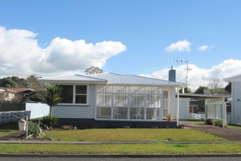 Photo of property in 10 Beazley Crescent, Tikipunga, Whangarei, 0112
