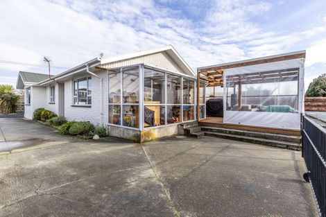 Photo of property in 85 Dalwharn Street, Wallacetown, 9816