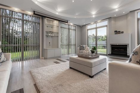 Photo of property in 25 Wicklam Lane, Greenhithe, Auckland, 0632