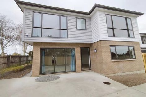 Photo of property in 26 Golfland Drive, Golflands, Auckland, 2013