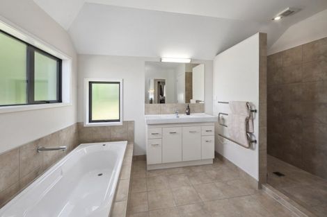 Photo of property in Parkland Estate, 35/275 Pukehangi Road, Sunnybrook, Rotorua, 3015