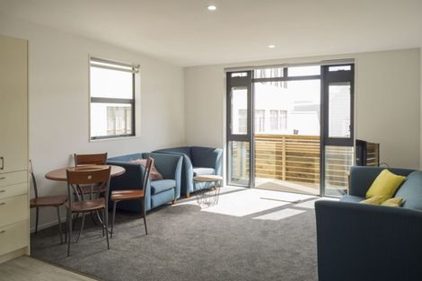 Photo of property in Pirie Street Townhouses, 9/35 Pirie Street, Mount Victoria, Wellington, 6011