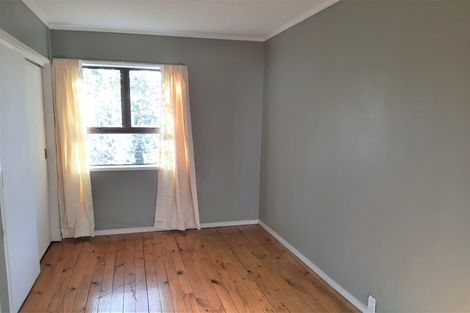 Photo of property in 41 Awaroa Road, Sunnyvale, Auckland, 0612