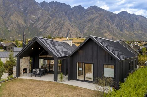 Photo of property in 3 Aberdare Court, Jacks Point, Queenstown, 9371