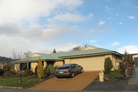 Photo of property in 17 Orchard Place, Cromwell, 9310