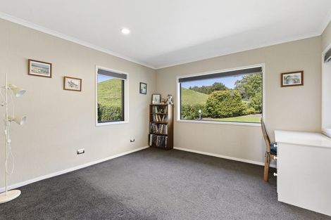Photo of property in 869 Carrington Road, Hurworth, New Plymouth, 4371