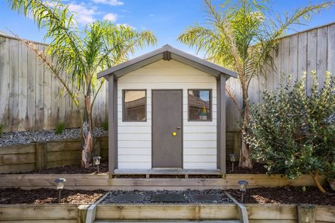 Photo of property in 18 Peel Lane, Aotea, Porirua, 5024