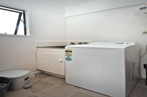 Photo of property in 4 Southview Place, Wattle Downs, Auckland, 2102