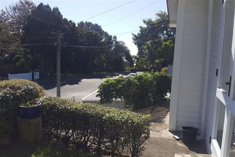 Photo of property in 13 Bracken Street, New Plymouth, 4310