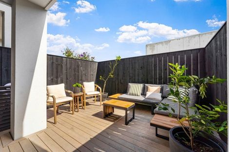 Photo of property in 28 Hinonga Loop, Silverdale, 0932